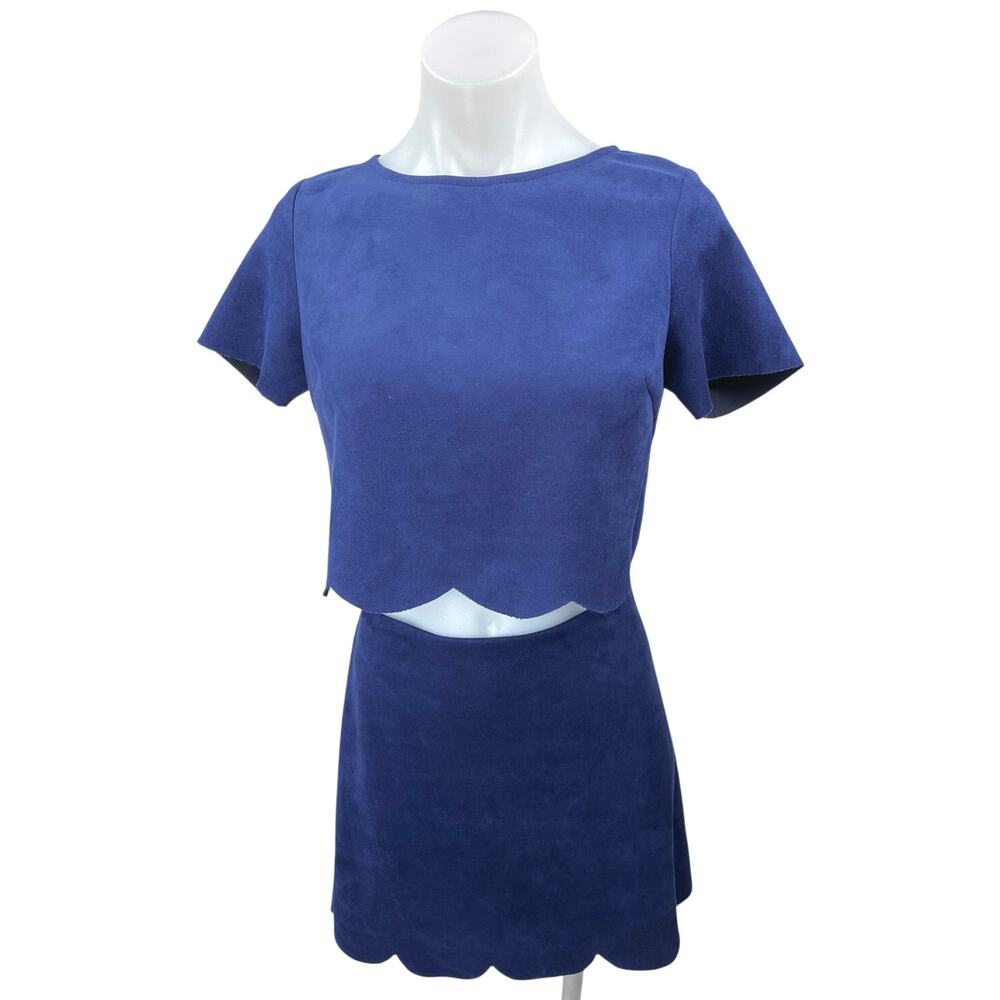 Aqua Women's Blue Faux Suede Scalloped 2-Pc Crop Top & Mini Pencil Skirt Set M
